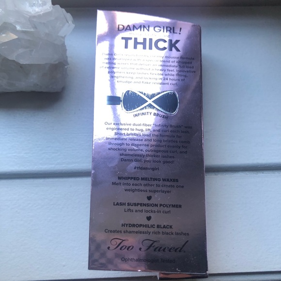 Too Faced Damn Girl Mascara - Picture 2 of 2